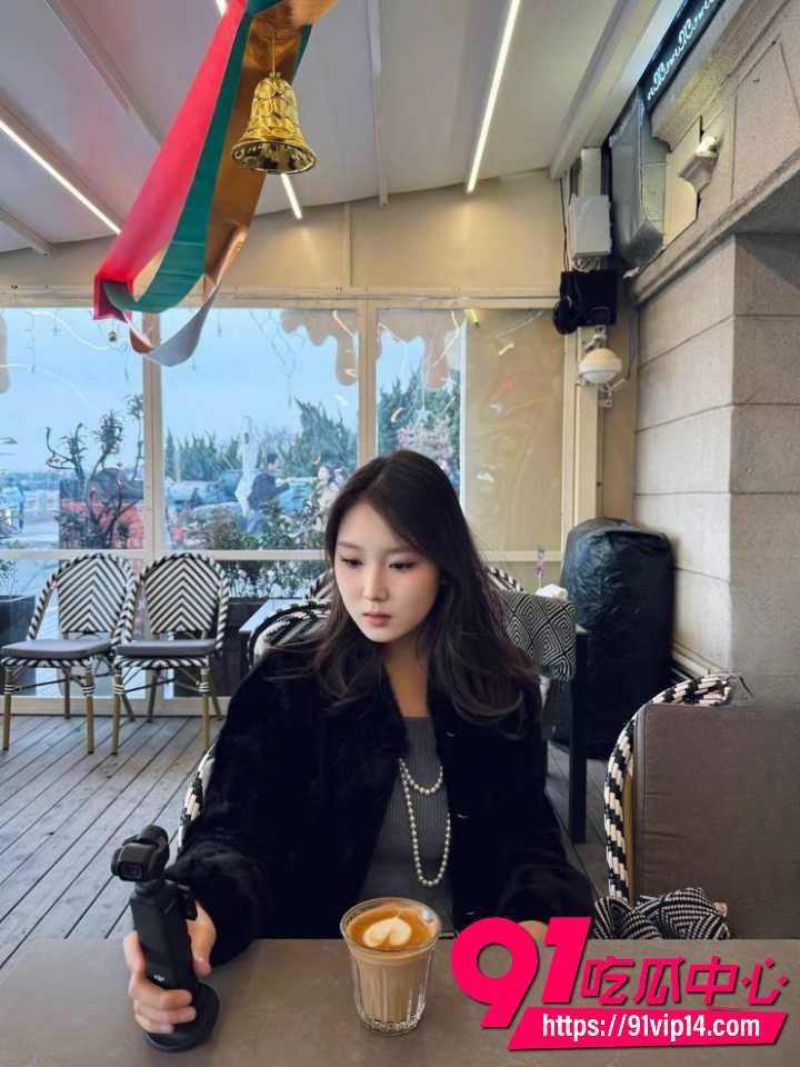 烟台反差女大学生陈屹鑫1