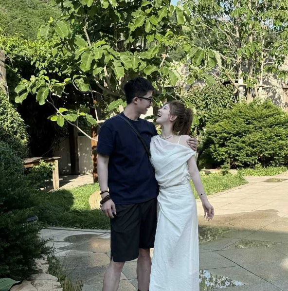 抖音夫妻档网红互撕于越实锤刘老大出轨堂弟