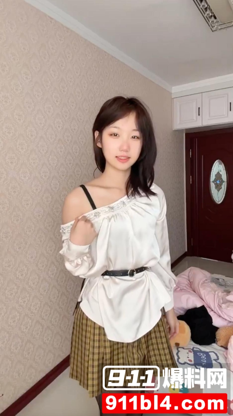 特高颜值福利姬1