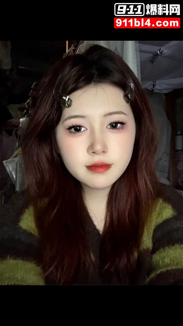 武汉女神刘淼淼黑丝古装大戏流出3