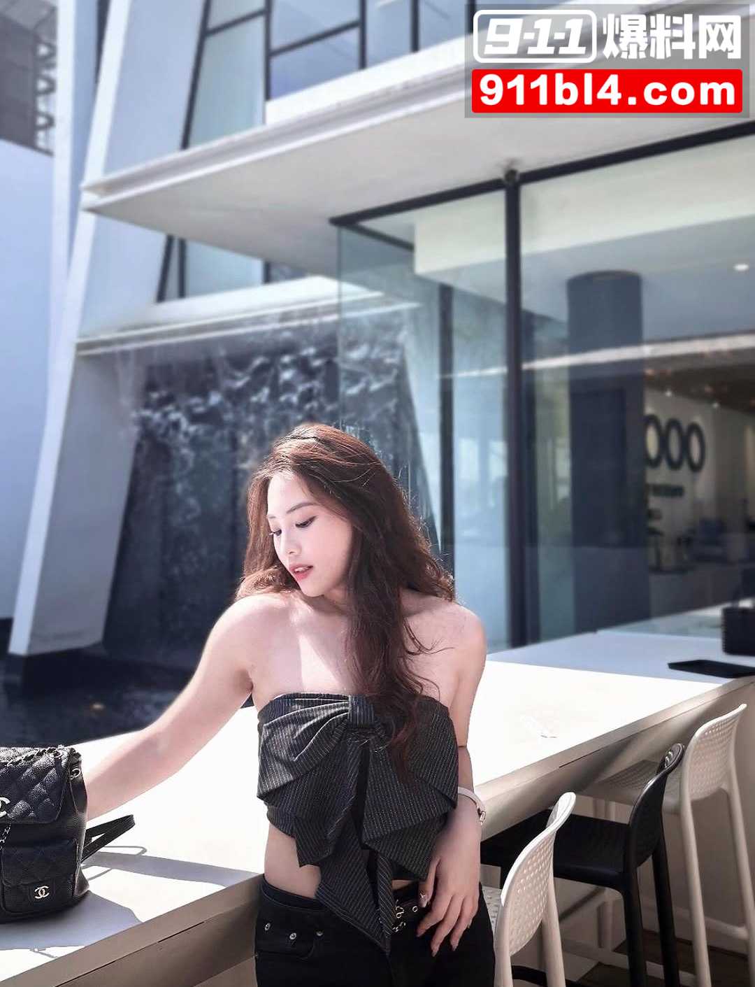 高颜值服装店老板娘私密视频流出3