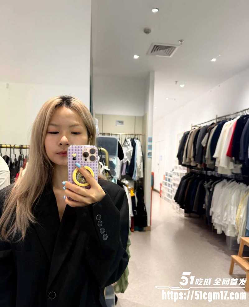 夏溪遥租房被偷拍1