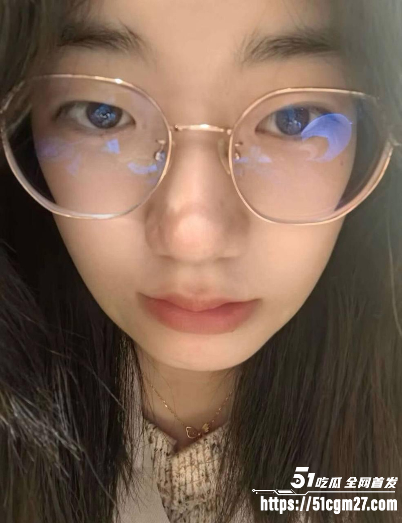 济南大学 研究生情侣做爱自拍 4