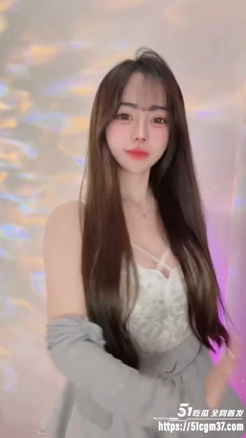 高颜巨乳嫩妹jie.e2 9 高颜巨乳嫩妹jie.e2 9