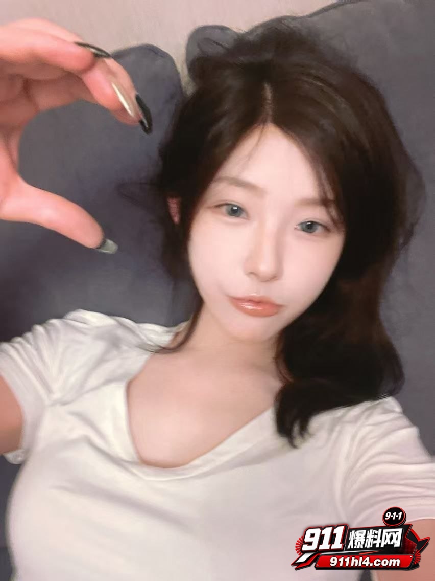 极品高颜值电竞女神小萱4 极品高颜值电竞女神小萱4