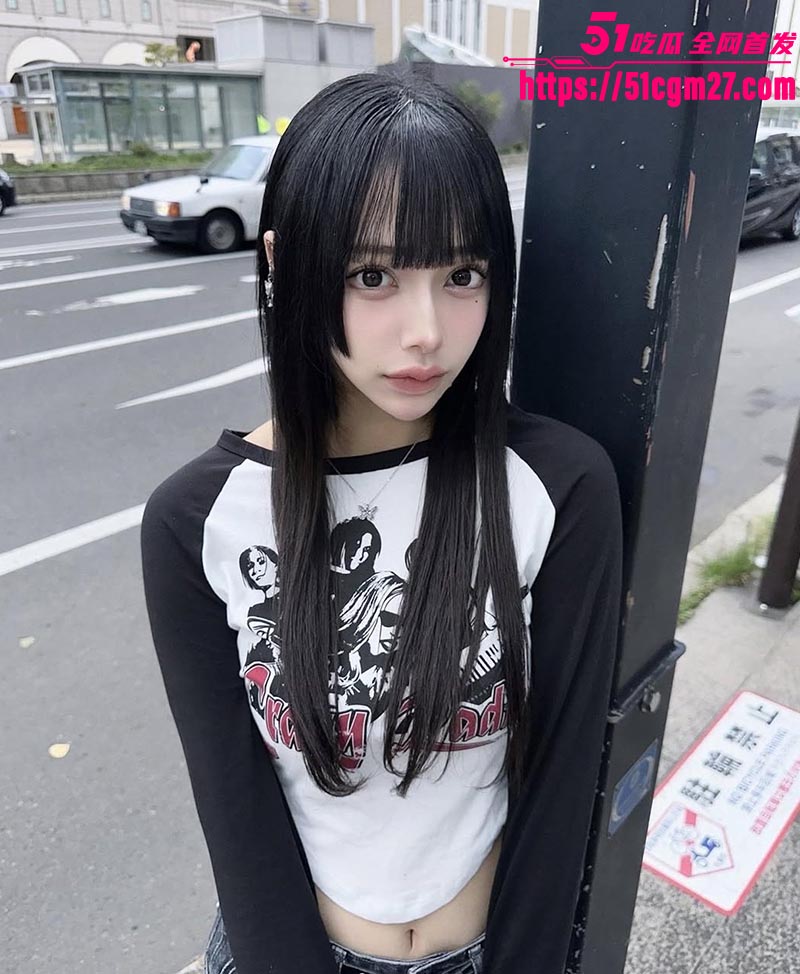 3 3