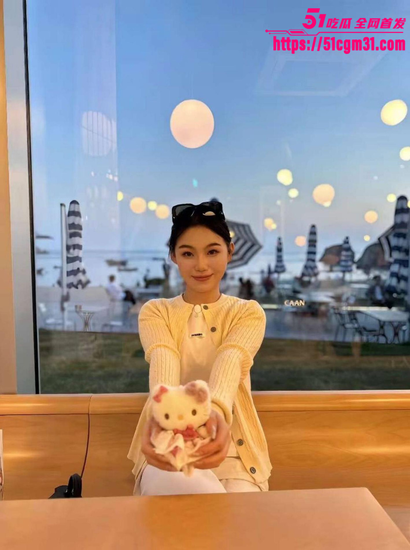 高颜值反差女神性爱自拍 1 高颜值反差女神性爱自拍 1