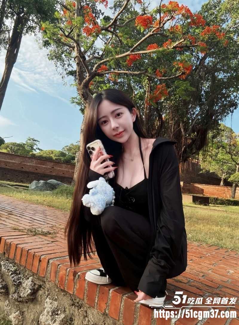 高颜巨乳嫩妹jie.e2 2 高颜巨乳嫩妹jie.e2 2