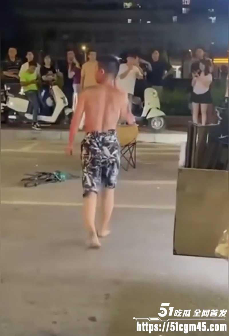 湛江渔港公园莹莹柠檬茶被非礼打架事件3拷贝