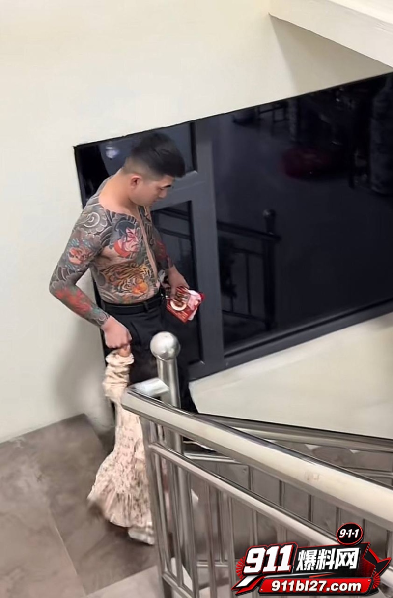 男网红李老板出轨 63 男网红李老板出轨 63