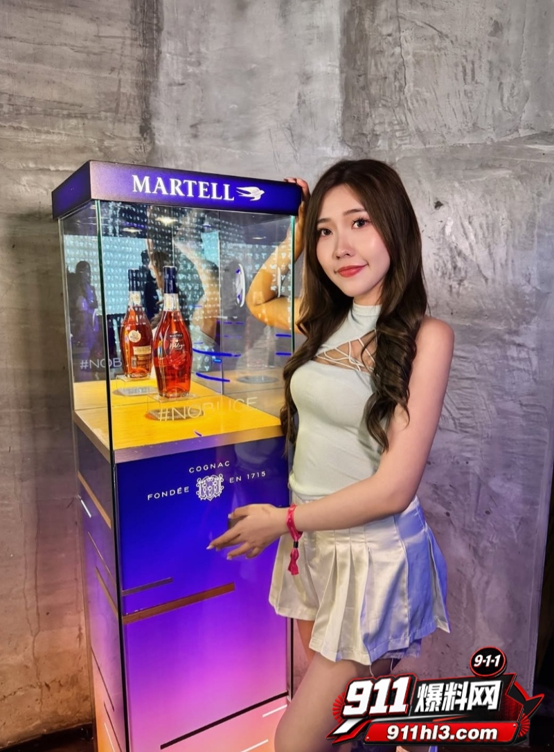 02年高颜短视频博主Angel是天使 9