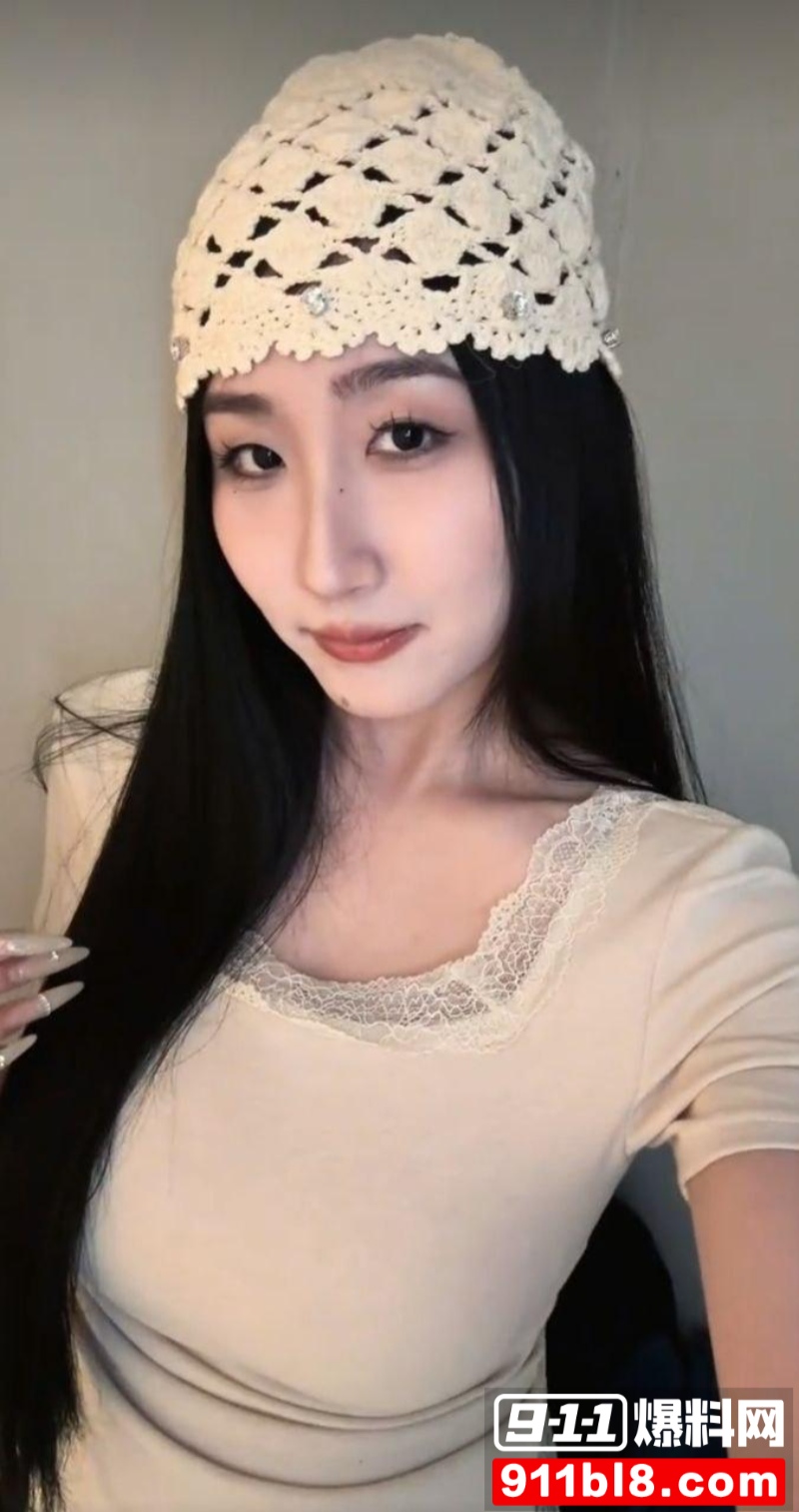 抖音巨乳少妇今晚不睡 31 抖音巨乳少妇今晚不睡 31
