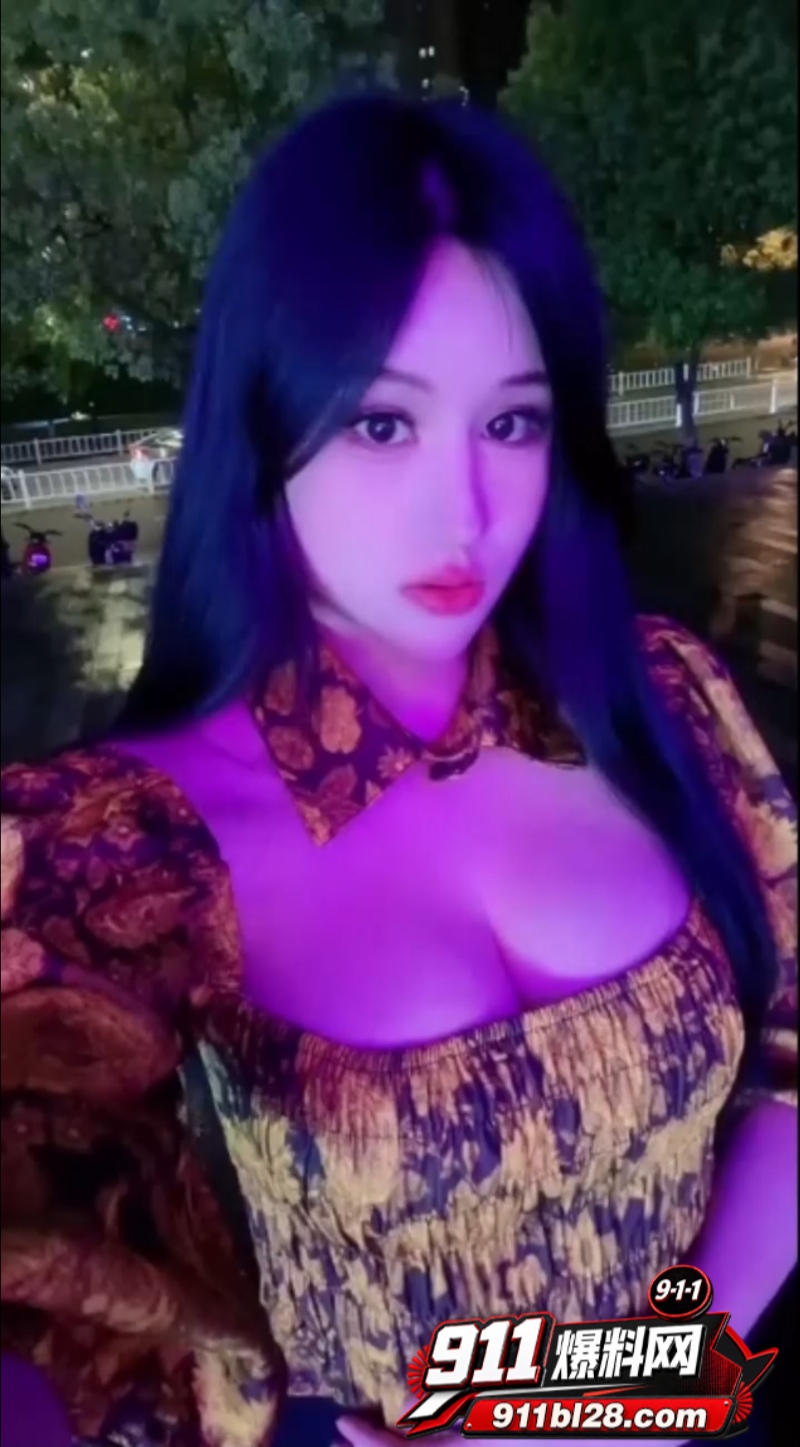 横店十八线演员大蜜蜜 3