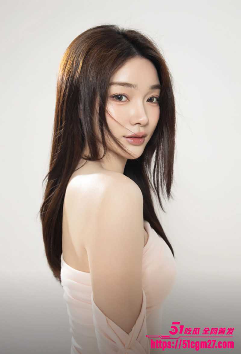 短剧演员金珊爆料前男友王家霖出轨 5 拷贝