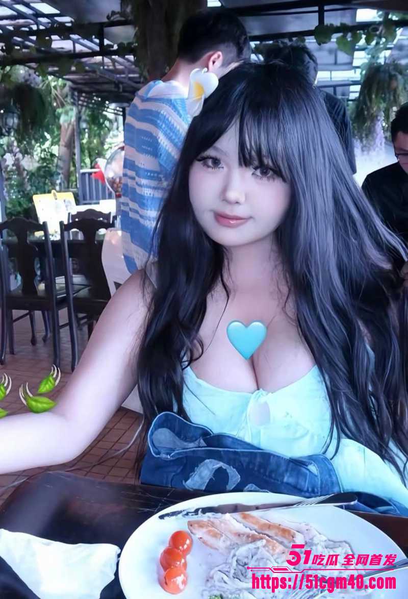 华夏理工F杯学妹吴思宁偷当福利姬捞金视频流出4拷贝 华夏理工F杯学妹吴思宁偷当福利姬捞金视频流出4拷贝
