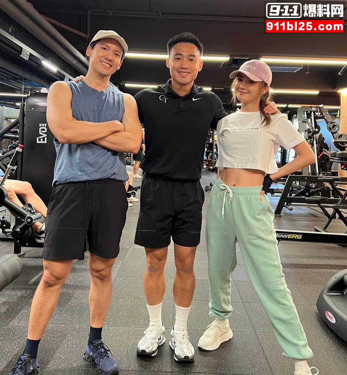 约炮女网红8
