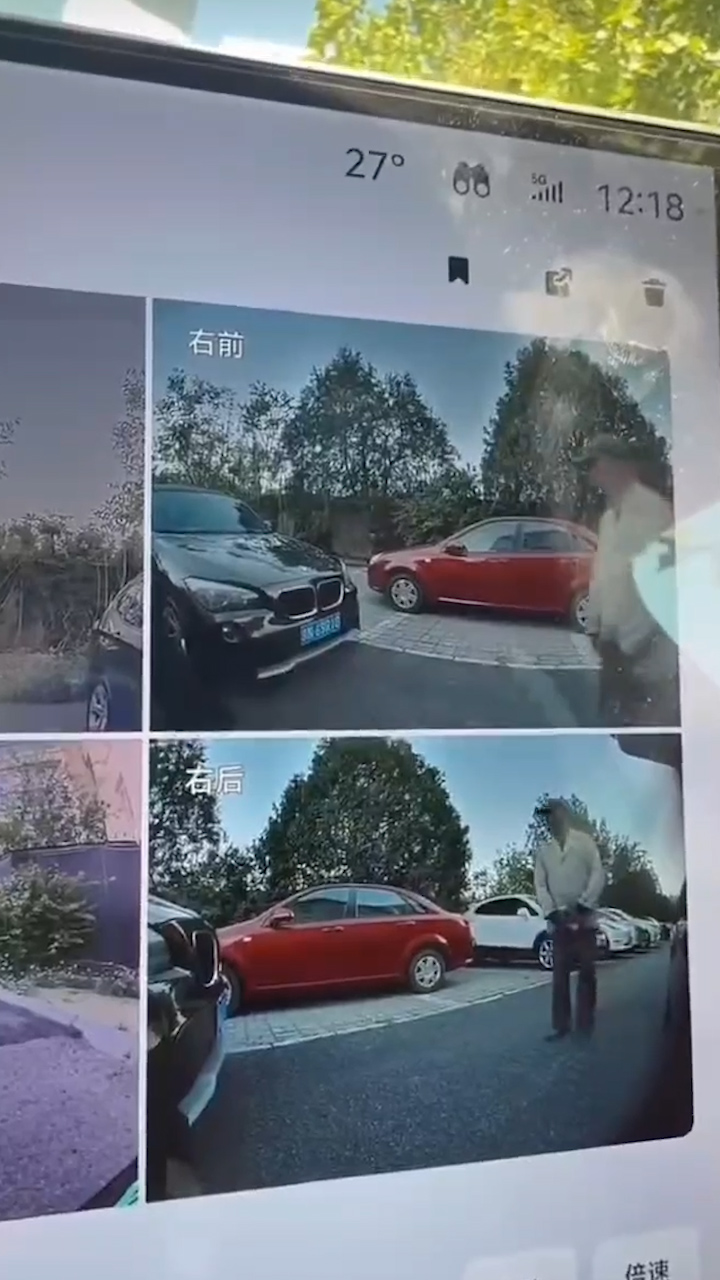 4 4