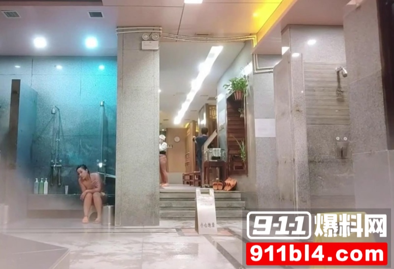 顶级反差女神 偷拍洗浴7 顶级反差女神 偷拍洗浴7