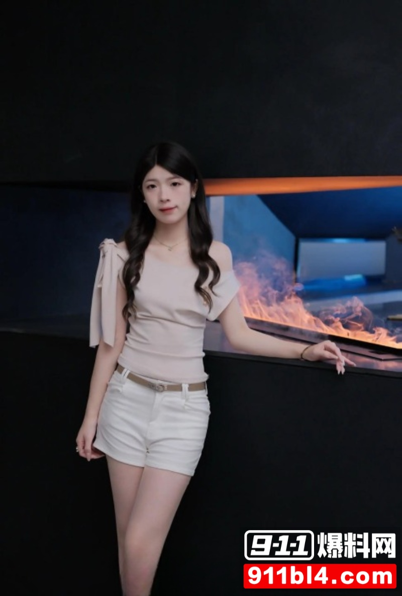 白嫩美乳女友11 白嫩美乳女友11