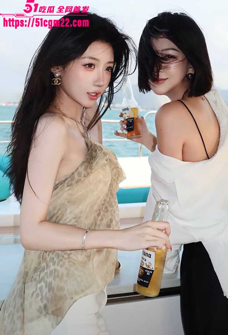 千万粉丝大网红 小伊伊出轨被曝光 5 拷贝