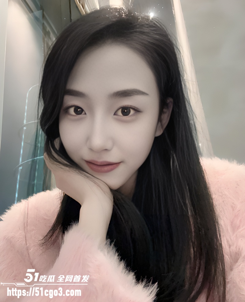 这是谁的白月光? 2 这是谁的白月光? 2