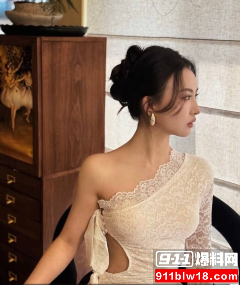 杭州小红书网红贝儿 13