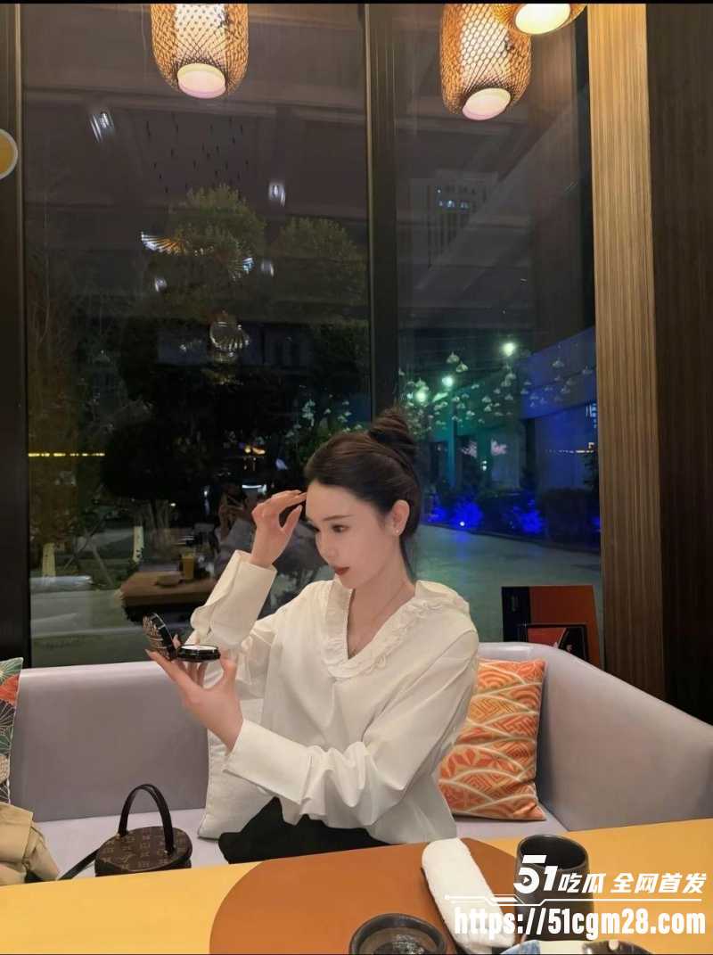 上海真实夫妻泄密 4 上海真实夫妻泄密 4