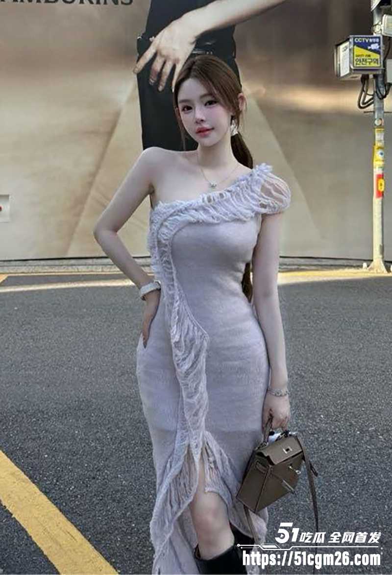 特约炮大神三火约操上海嫩模KK情趣高潮视频流出4拷贝