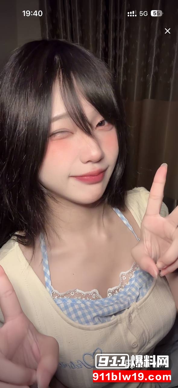 抖音50万粉甜妹江西荨荨子6