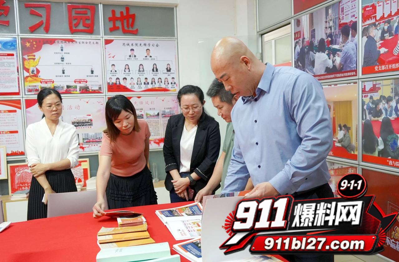 李健8