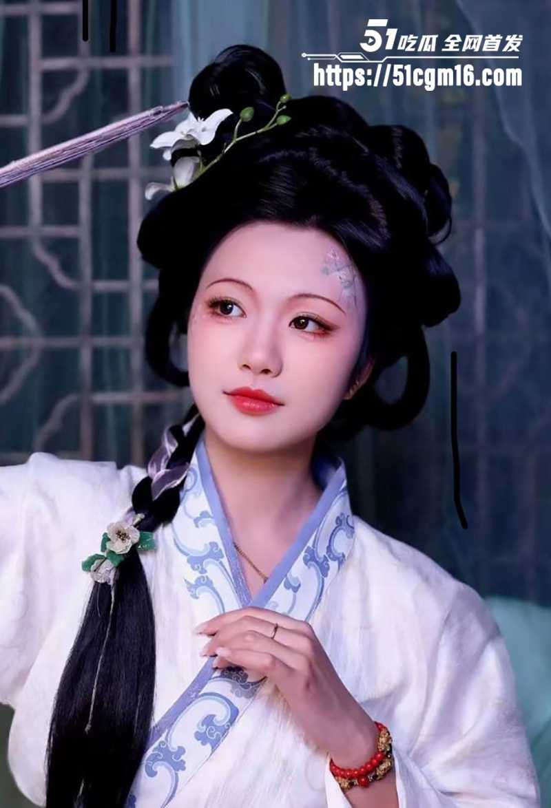 古装大奶少妇王静跟男友性爱视频泄漏5拷贝