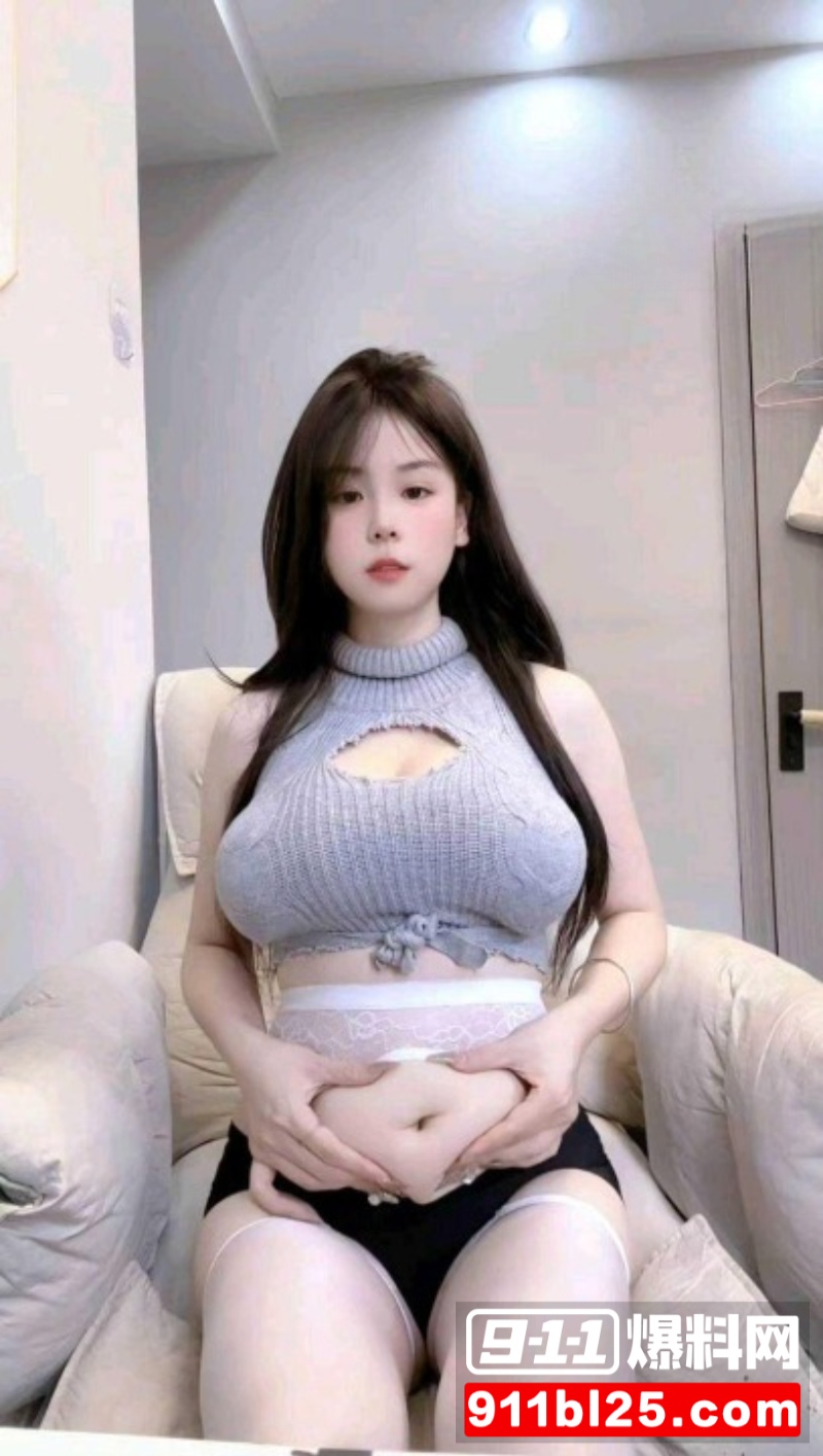 高颜值嫩妹锅包3 高颜值嫩妹锅包3