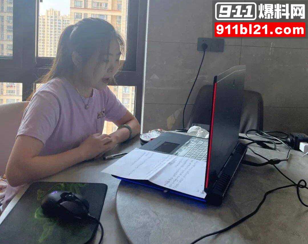 任思佳5