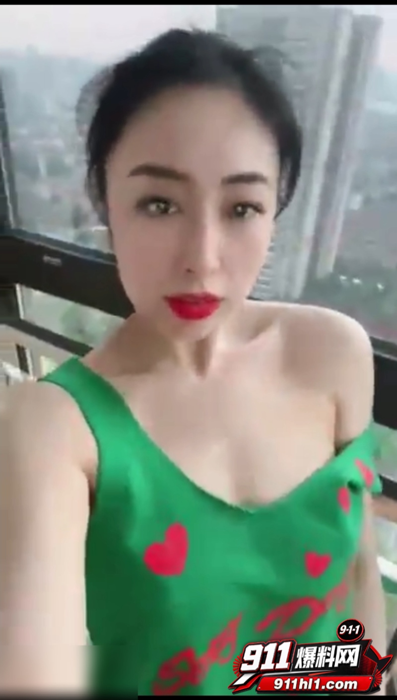 高颜值极品大奶少妇 6