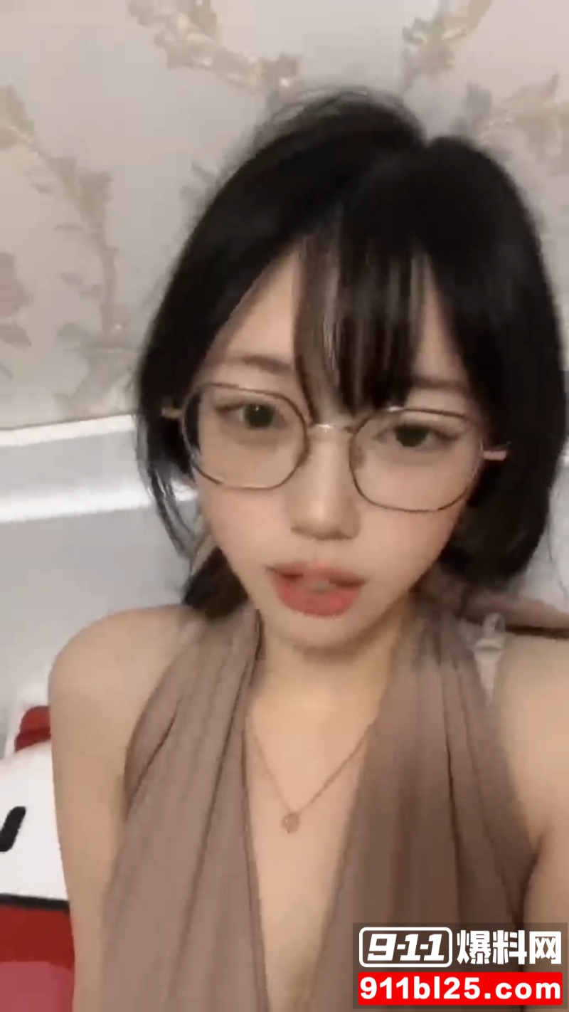 福建19岁可爱嫩妹马妍琪 5
