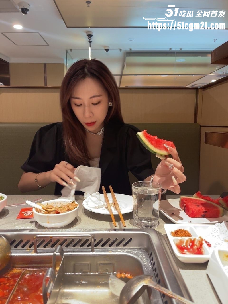 广东少妇 冯思思 经期做爱 2