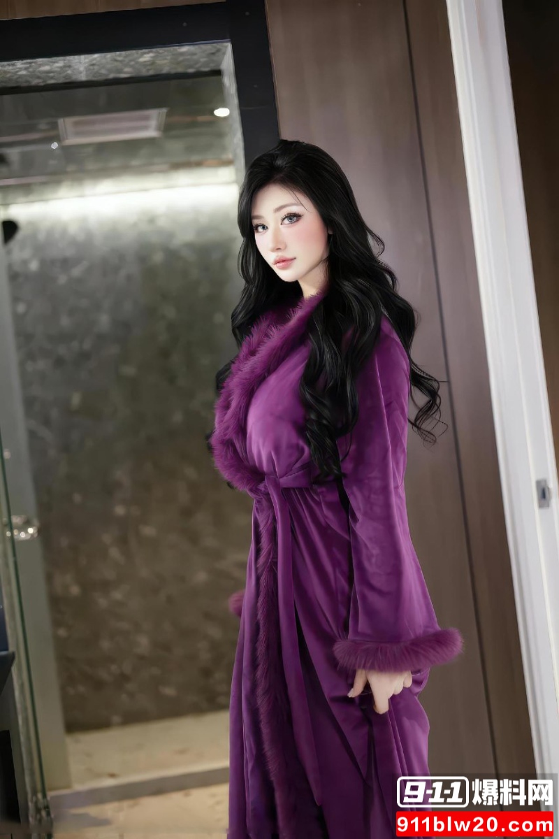 抖音30万粉丝网红蕾蕾醒了没 5