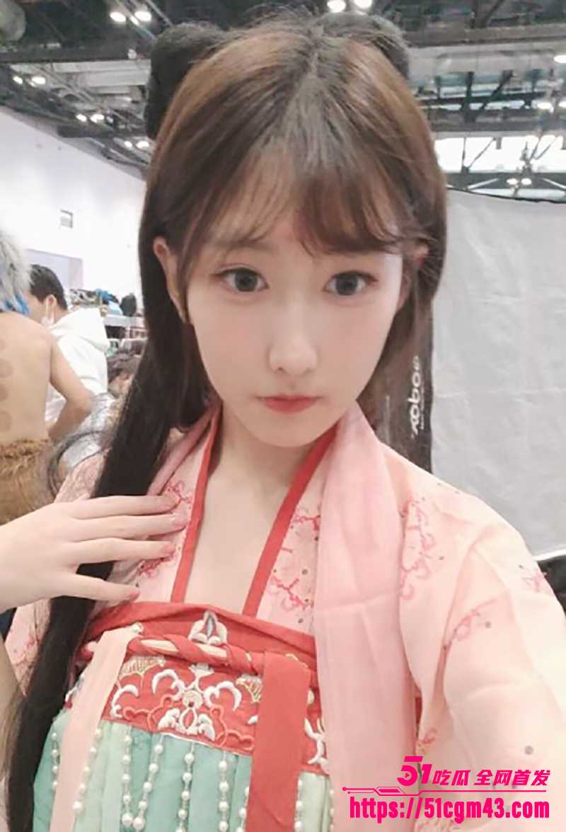 广东极品大学生佟红杏不雅视频流出 1 拷贝