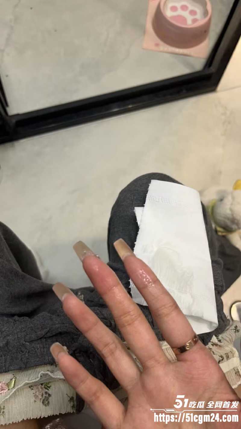 抖音妖艳贱货 6