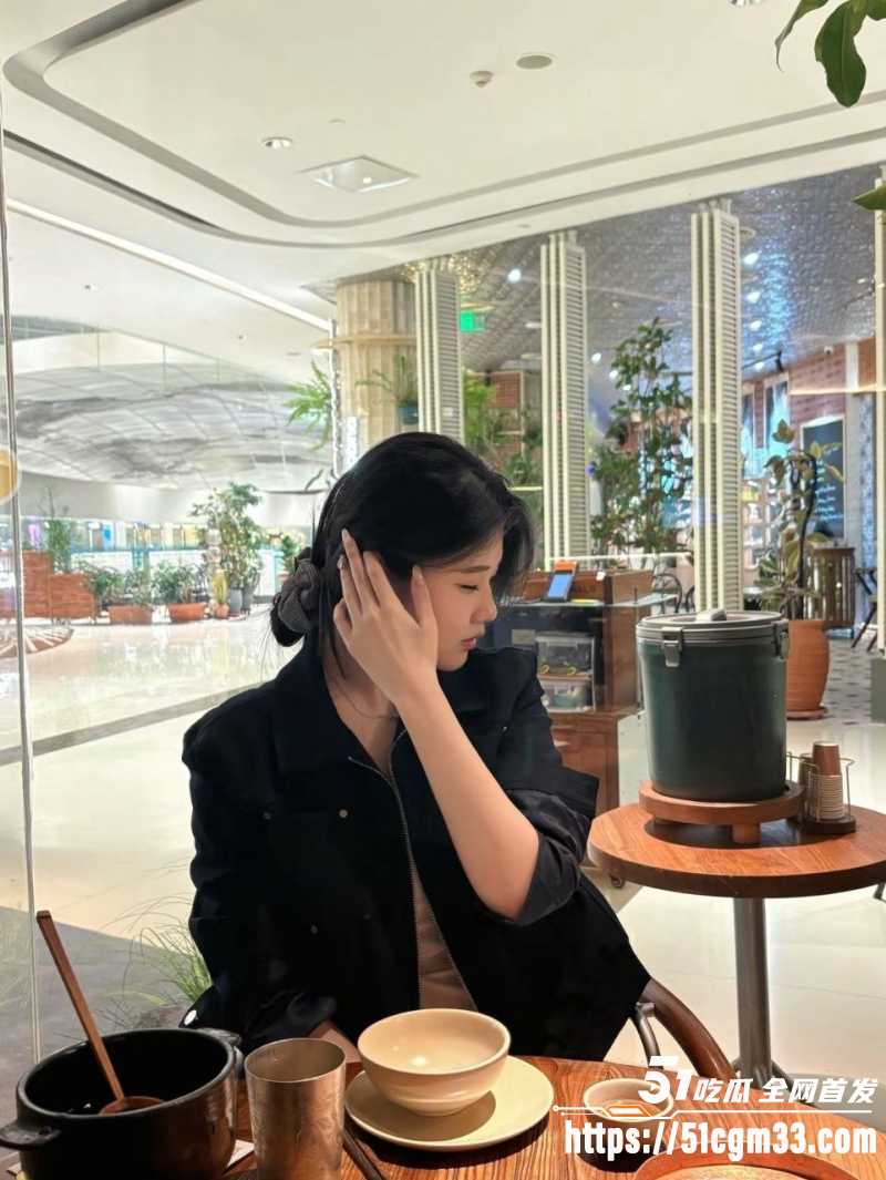 天津大学研究生杨鑫苑 3 天津大学研究生杨鑫苑 3