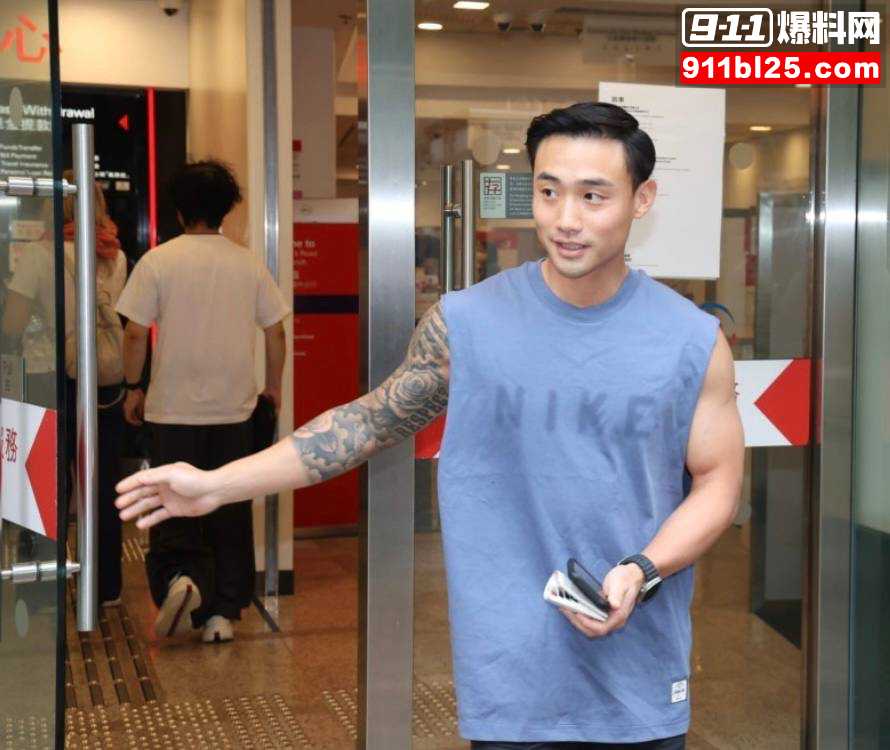 约炮女网红19
