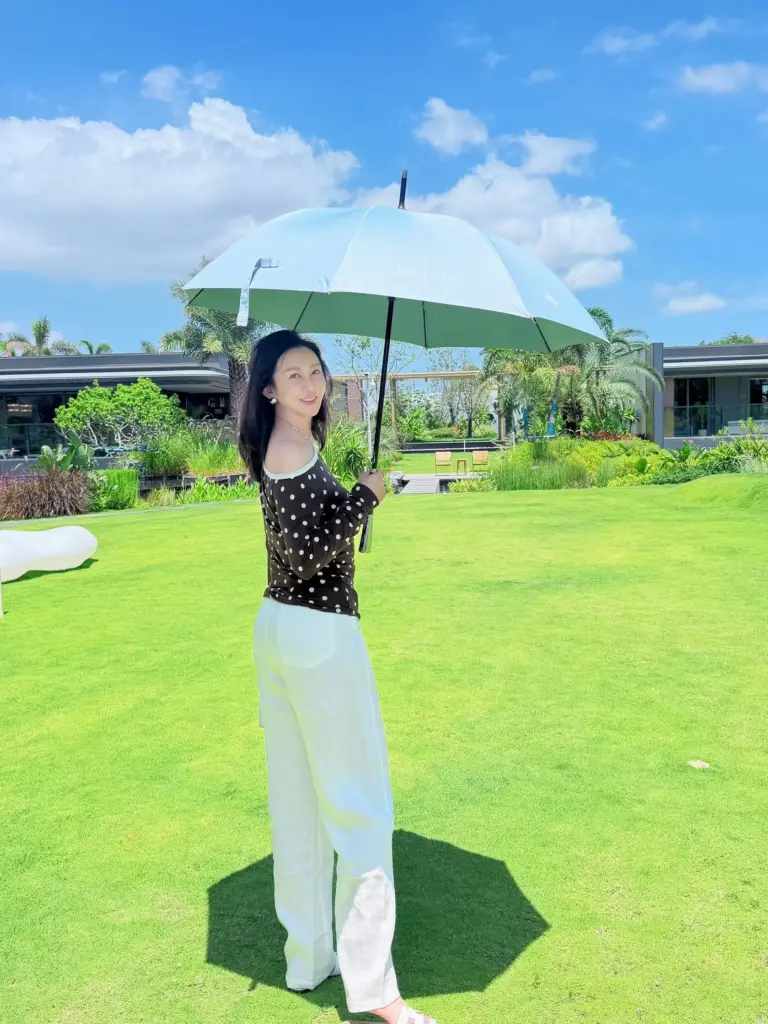 24万粉丝抖音网红漂亮蓉自曝被pua闺蜜男友联合背刺