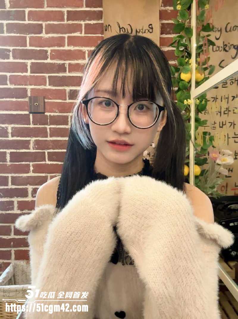 四川反差萝莉 赵华 性爱私拍 2 四川反差萝莉 赵华 性爱私拍 2