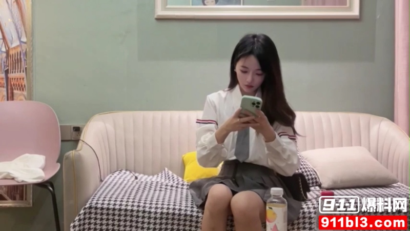 探花大神约操湖南21岁JK少女 2