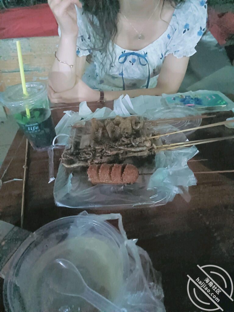 [长篇连载:我的龙凤胎妹妹]每天穿个睡衣在我面前晃实在扛不住了-来自海角社区的真实故事经历