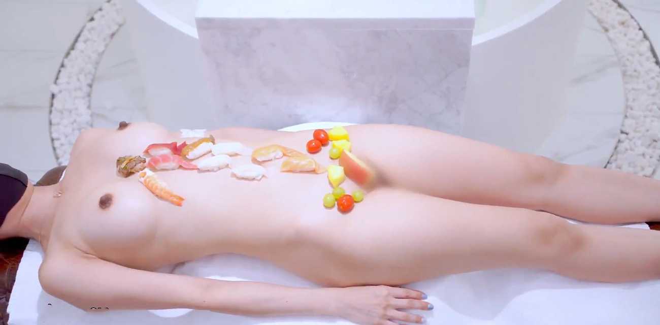 韩国32万粉网红 LadyVella 私密写真 腰细腿长胴体雪白 前凸后翘身姿火辣！