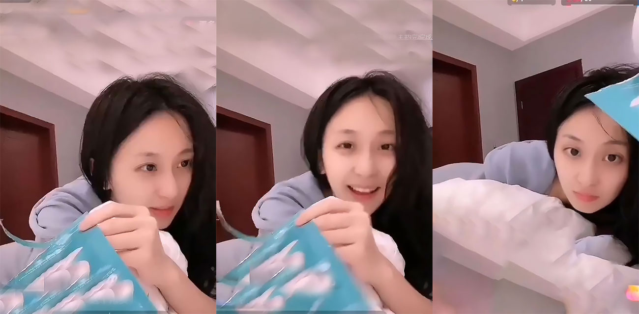 抖音清纯美女主播 Amethysticum 为赚流量 在床上双腿一张下体一览无遗！